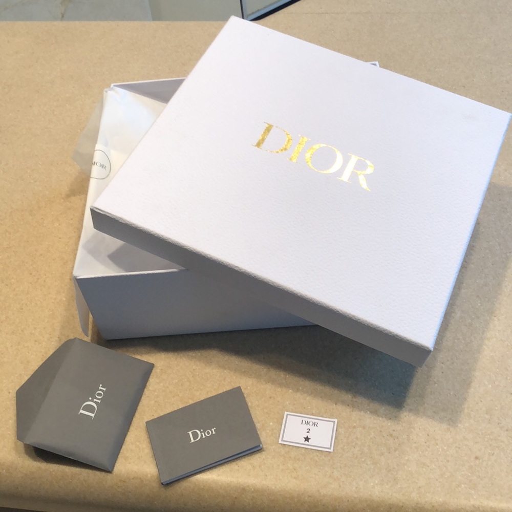 DIOR LARGE COUTURE GIFT BOX AND EXTRAS
